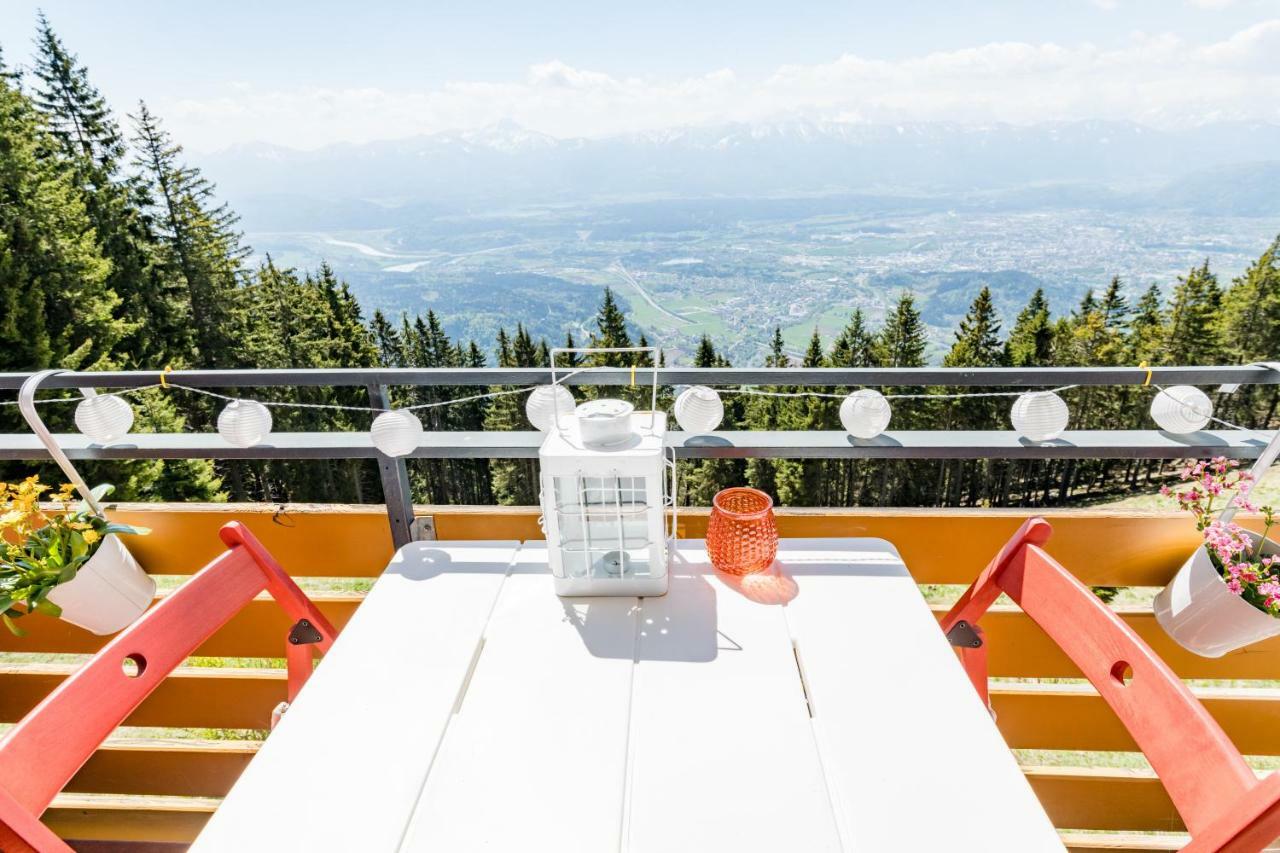 Mooki Mountain & Pool Gerlitzen Apartment Kanzelhohe Exteriör bild